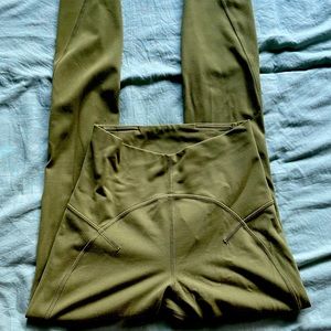 InStill high rise Lululemon leggings